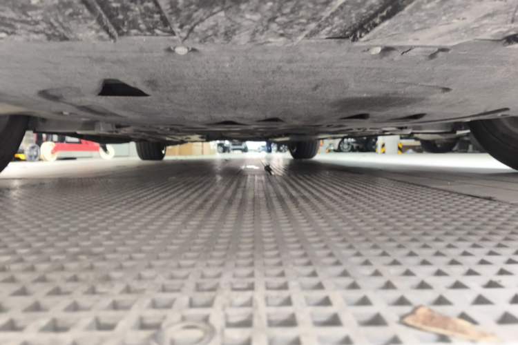 Used Volvo S60 2025 B5 Zhiya Sport Edition Chassis Front