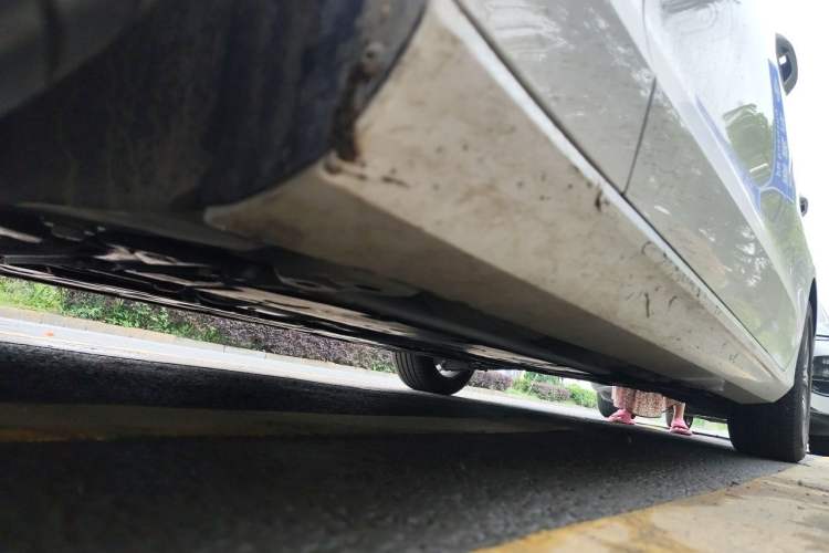 Used Volvo S60 2025 B4 Zhiyi Luxury Edition Chassis Front Left