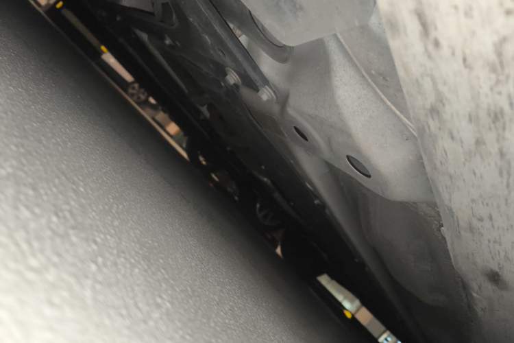 Used Volvo S60 2025 B4 Zhiyi Luxury Edition Chassis Front Left