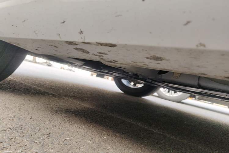 Used Volvo S60 2025 B4 Zhiyuan Sport Edition Chassis Front Left
