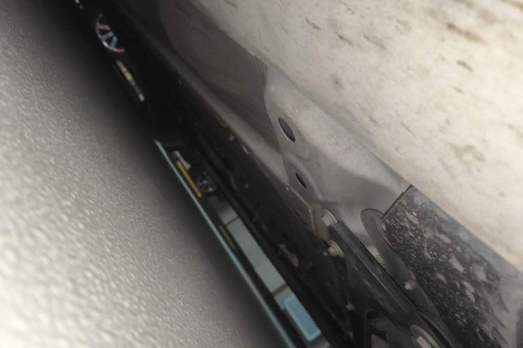Used Volvo S60 2025 B4 Zhiyi Luxury Edition Chassis Front Right