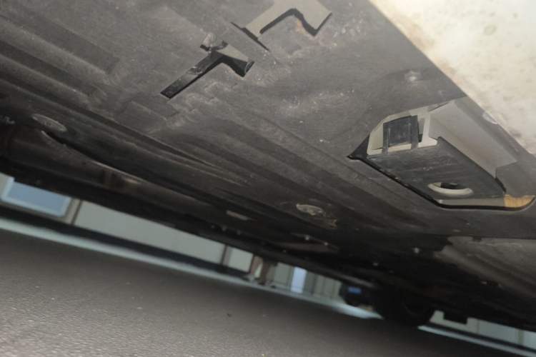 Used Volvo S60 2025 B4 Zhiyi Luxury Edition Chassis Rear Right