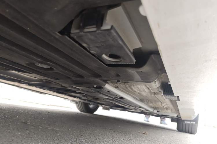 Used Volvo S60 2025 B4 Zhiyi Luxury Edition Chassis Rear Right