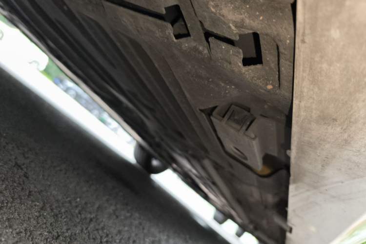 Used Volvo S60 2025 B4 Zhiyuan Luxury Edition Chassis Rear Right