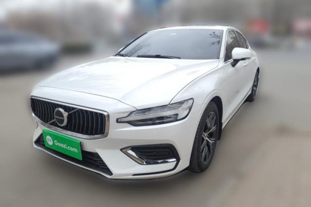 Used Volvo S60 2025 B4 Zhiyi Luxury Edition