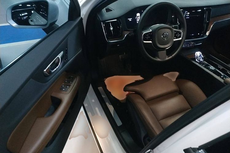 Used Volvo S60 2025 B4 Zhiyuan Luxury Edition Driver Seat