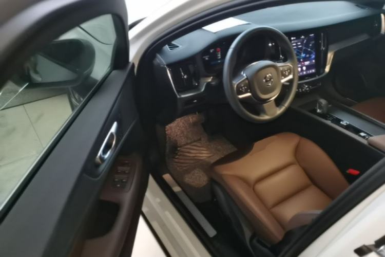 Used Volvo S60 2025 B4 Zhiyi Luxury Edition Driver Seat