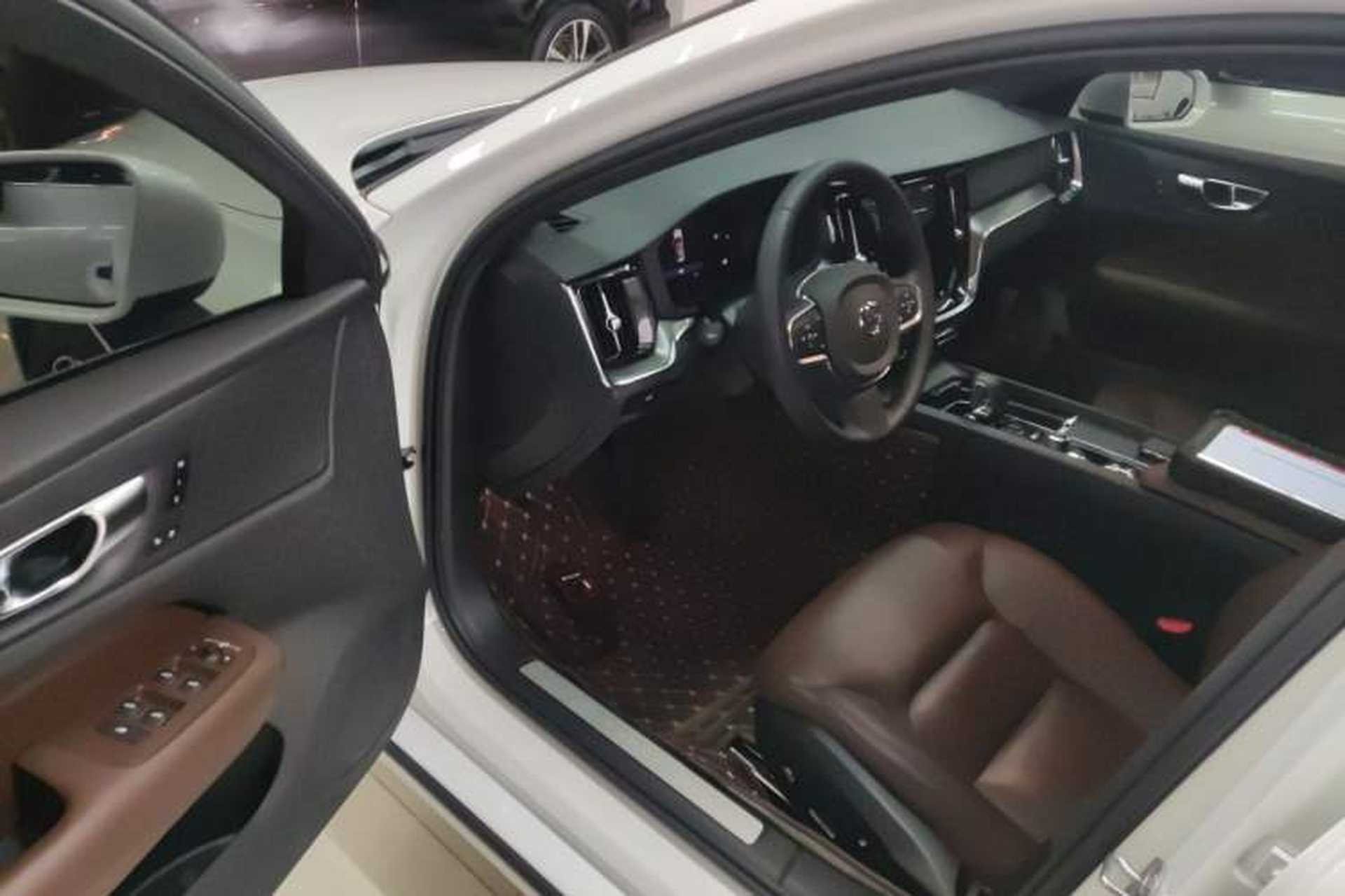 Used Volvo S60 2025 B4 Zhiyi Luxury Edition Driver Seat