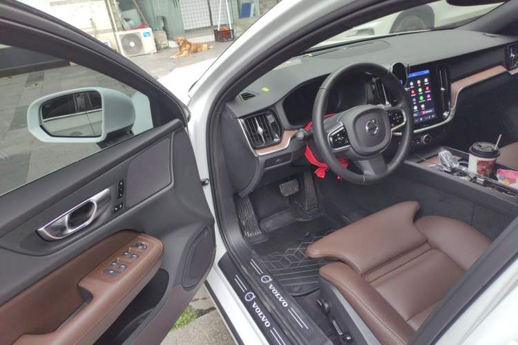 Used Volvo S60 2025 B4 Zhiyuan Luxury Edition Driver Seat
