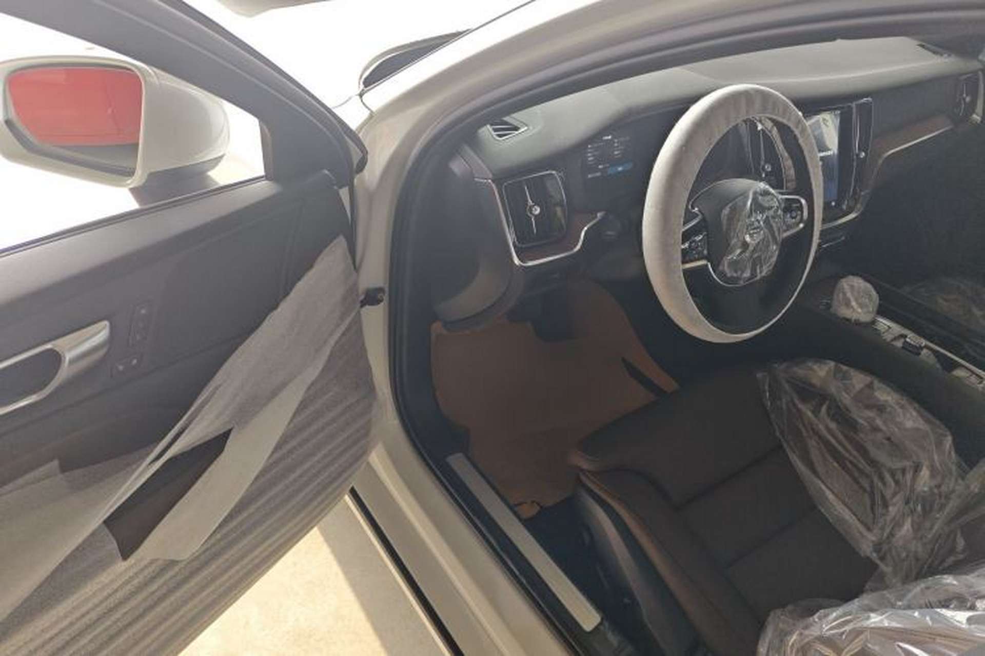 Used Volvo S60 2025 B4 Zhiyuan Luxury Edition Driver Seat