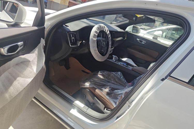Used Volvo S60 2025 B4 Zhiyi Luxury Edition Driver Seat