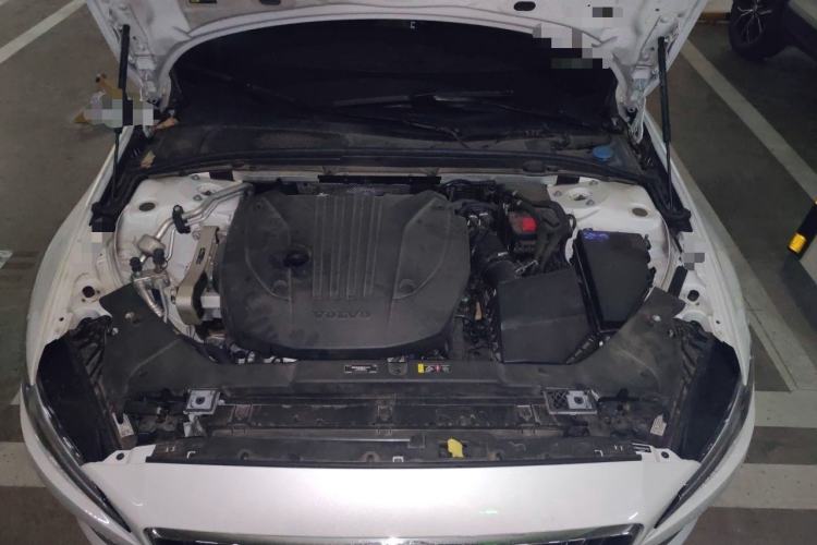 Used Volvo S60 2025 B4 Zhiyuan Luxury Edition Engine Bay