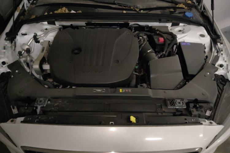 Used Volvo S60 2025 B4 Zhiyi Luxury Edition Engine Bay