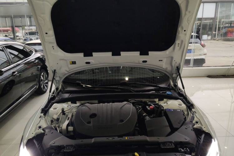 Used Volvo S60 2025 B4 Zhiyi Luxury Edition Engine Bay