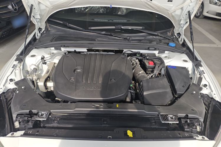Used Volvo S60 2025 B4 Zhiyuan Luxury Edition Engine Bay