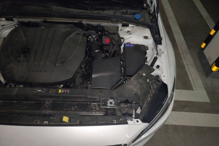 Used Volvo S60 2025 B4 Zhiyuan Luxury Edition Engine Bay Left