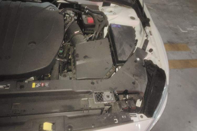 Used Volvo S60 2025 B4 Zhiyi Luxury Edition Engine Bay Left