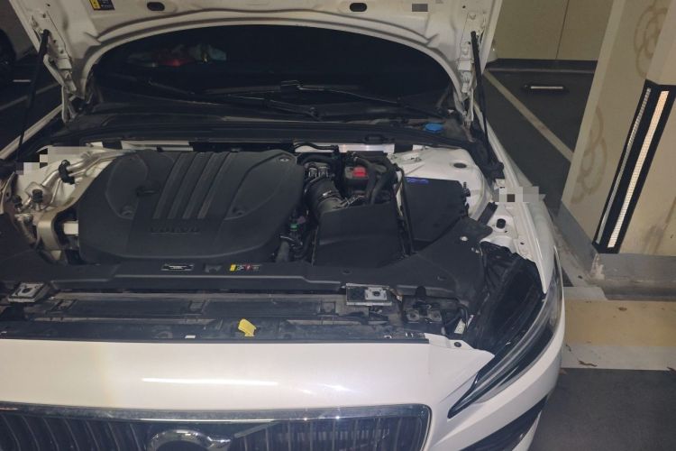 Used Volvo S60 2025 B4 Zhiyuan Luxury Edition Engine Bay Left