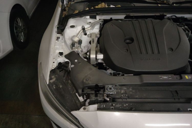 Used Volvo S60 2025 B4 Zhiyi Luxury Edition Engine Bay Right