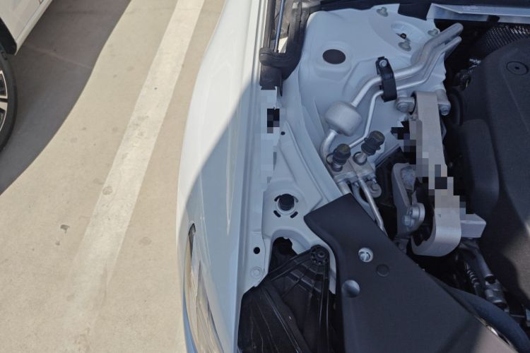 Used Volvo S60 2025 B4 Zhiyi Luxury Edition Engine Bay Right