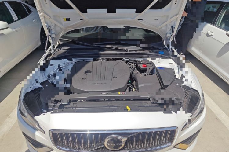 Used Volvo S60 2025 B4 Zhiyi Luxury Edition Engine Bay