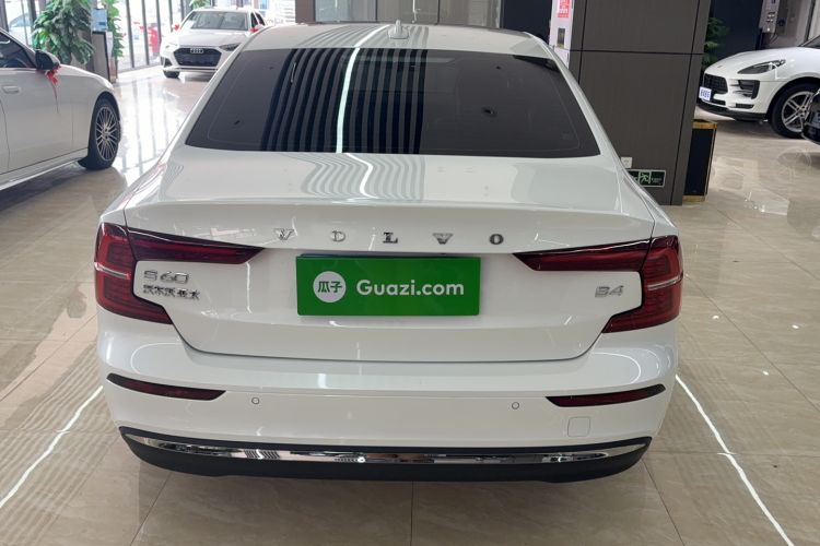 Used Volvo S60 2025 B4 Zhiyi Luxury Edition Exterior 4