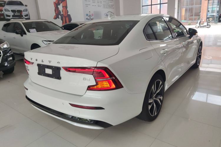Used Volvo S60 2025 B5 Zhiya Sport Edition Exterior 5