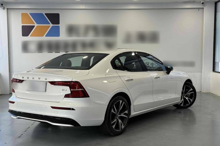 Used Volvo S60 2025 B5 Zhiya Sport Edition Exterior 6