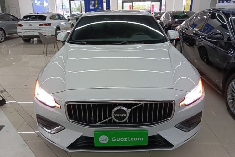 Used Volvo S60 2025 B4 Zhiyi Luxury Edition Front