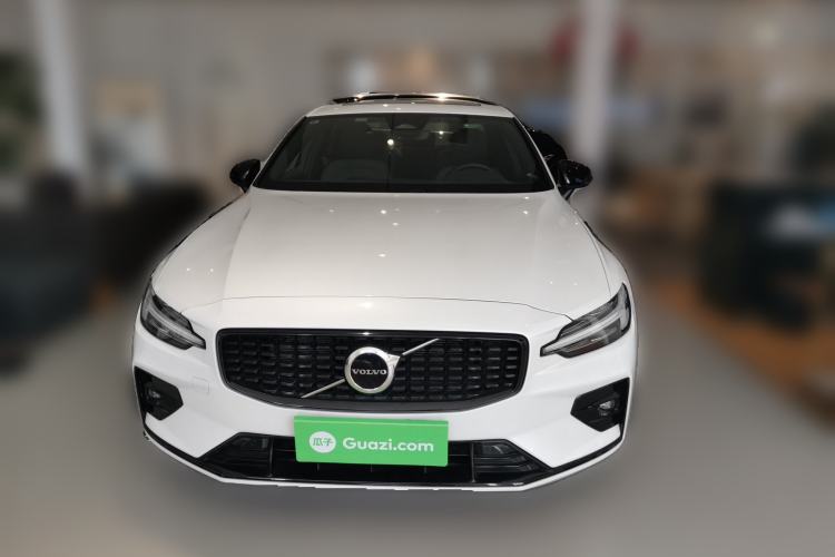 Used Volvo S60 2025 B5 Zhiya Sport Edition Front