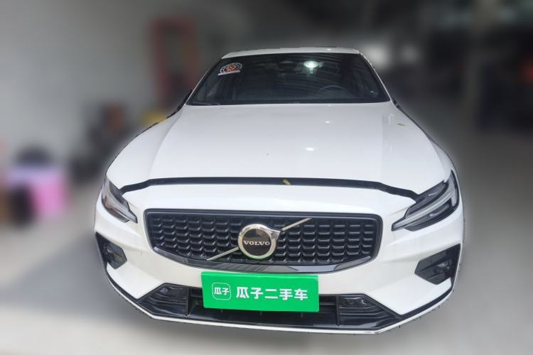 Used Volvo S60 2025 B5 Zhiya Sport Edition Front