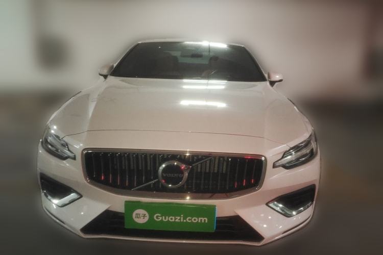 Used Volvo S60 2025 B4 Zhiyi Luxury Edition Front