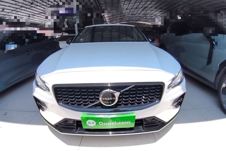 Used Volvo S60 2025 B5 Zhiya Sport Edition Front