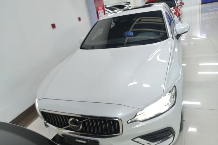 Used Volvo S60 2025 B4 Zhiyi Luxury Edition Front