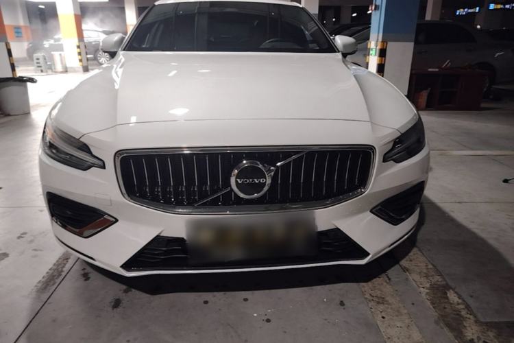 Used Volvo S60 2025 B4 Zhiyi Luxury Edition Front