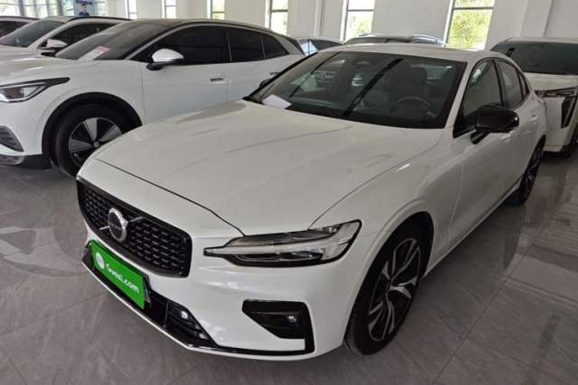 Used Volvo S60 2025 B5 Zhiya Sport Edition