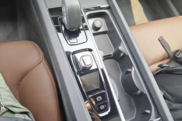 Used Volvo S60 2025 B4 Zhiyi Luxury Edition Gear Lever