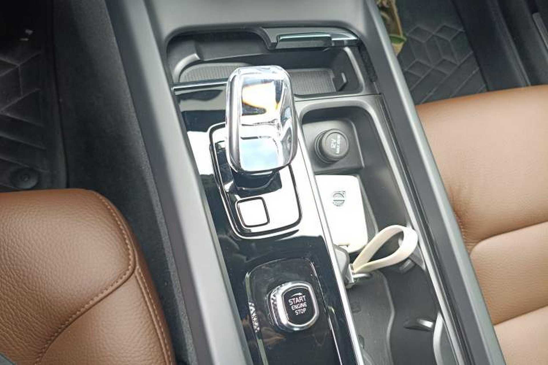 Used Volvo S60 2025 B4 Zhiyi Luxury Edition Gear Lever