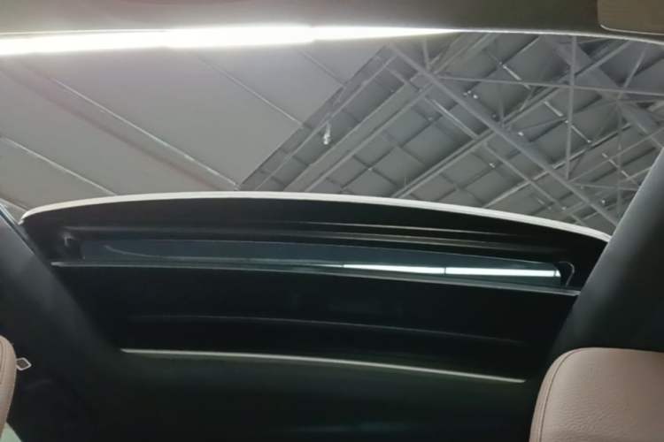 Used Volvo S60 2025 B4 Zhiyi Luxury Edition Headliner