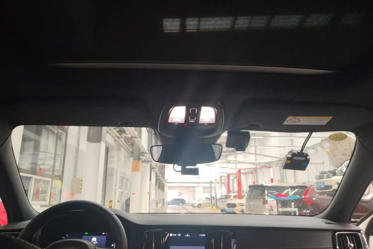 Used Volvo S60 2025 B5 Zhiya Sport Edition Headliner