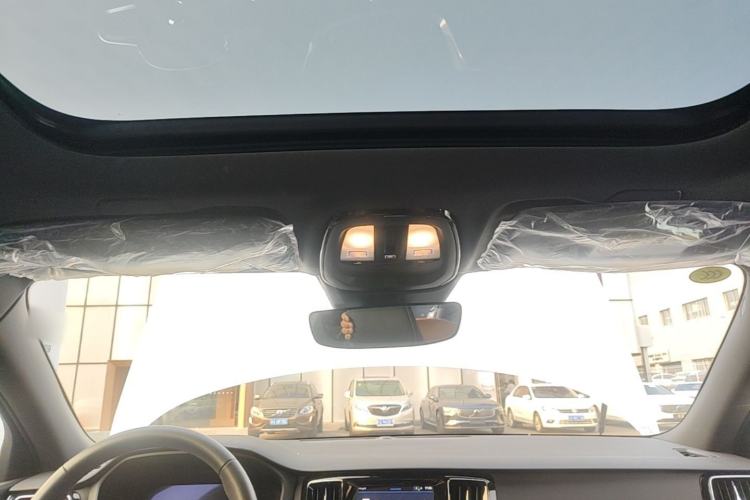 Used Volvo S60 2025 B4 Zhiyuan Sport Edition Headliner
