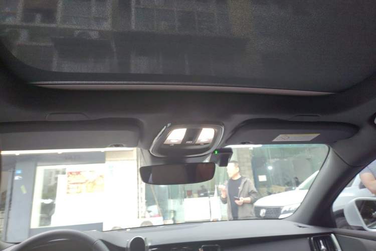 Used Volvo S60 2025 B4 Zhiyuan Luxury Edition Headliner