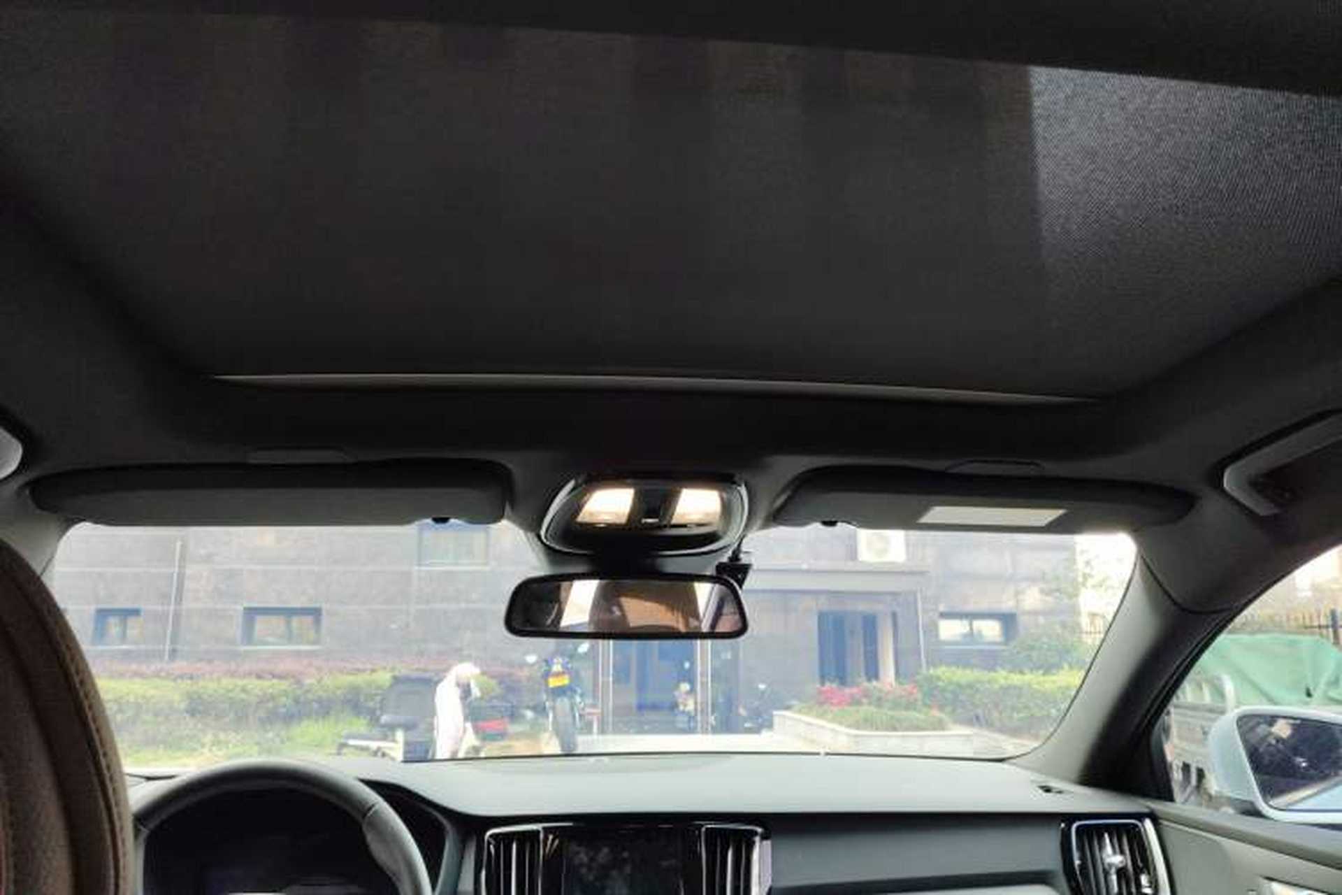 Used Volvo S60 2025 B4 Zhiyi Luxury Edition Headliner