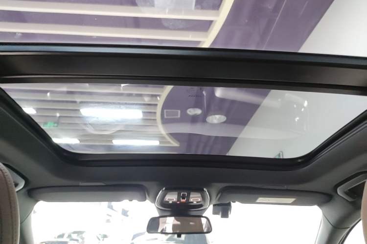 Used Volvo S60 2025 B4 Zhiyi Luxury Edition Headliner