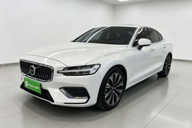 Used Volvo S60 2025 B4 Zhiyuan Luxury Edition