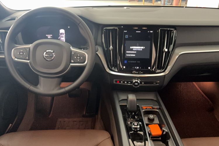 Used Volvo S60 2025 B4 Zhiyi Luxury Edition Interior 3