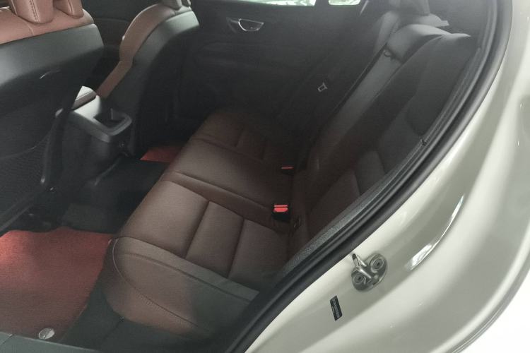 Used Volvo S60 2025 B4 Zhiyuan Luxury Edition Interior 4