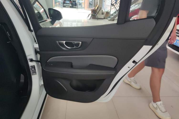 Used Volvo S60 2025 B5 Zhiya Sport Edition Interior 6