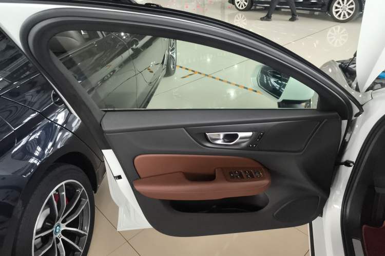 Used Volvo S60 2025 B4 Zhiyuan Luxury Edition Interior 7