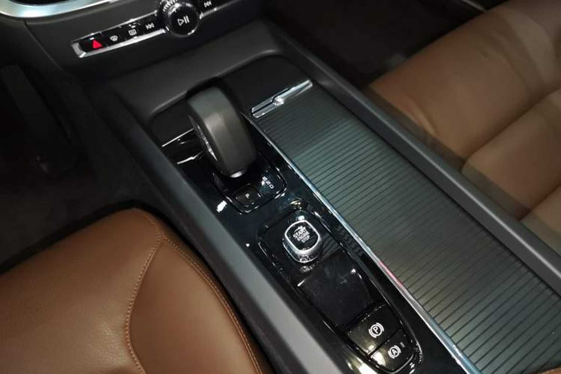 Used Volvo S60 2025 B4 Zhiyi Luxury Edition Interior 9
